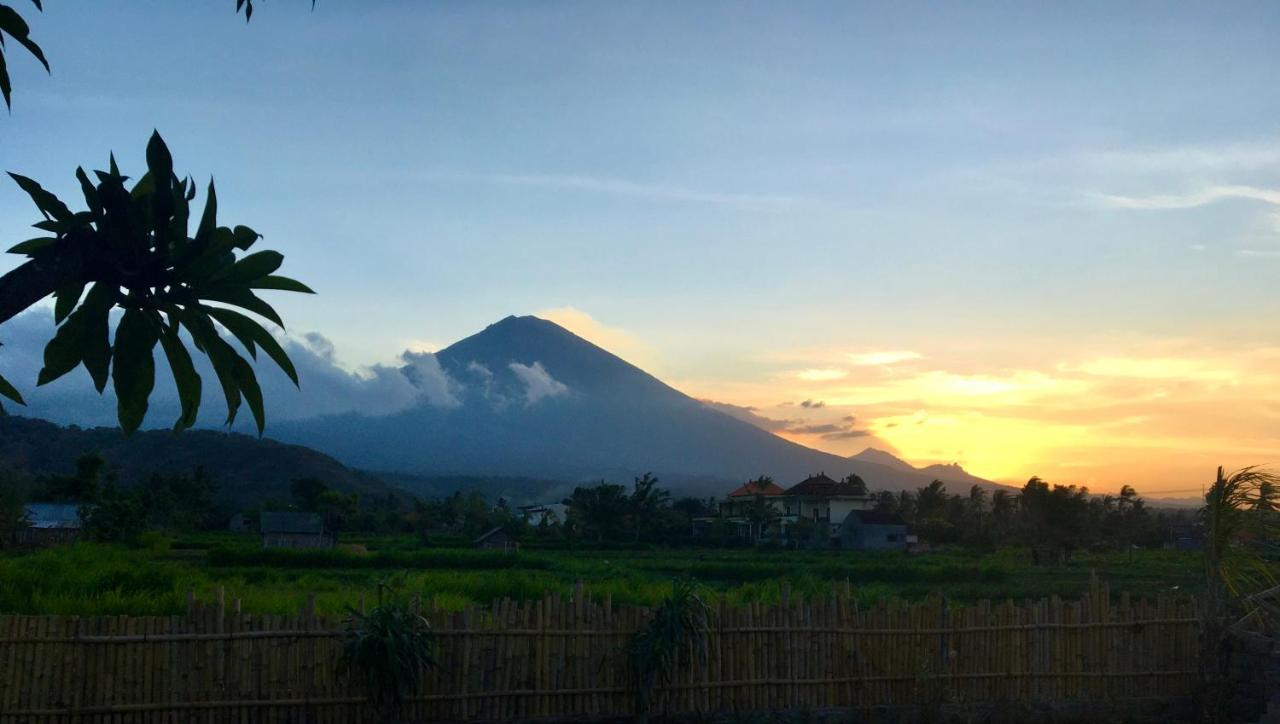 Agung Inn Amed Ngoại thất bức ảnh